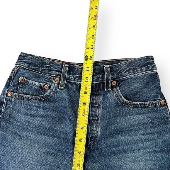 Levi's Premium RIBCAGE Shorts Blue Button-Fly Frayed Hem Womens Size 25 - Picture 8 of 9